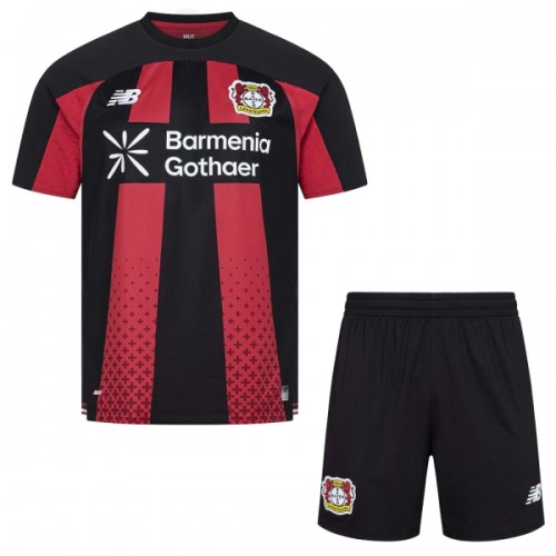Fodboldsæt Bayer 04 Leverkusen Hjemmebanetrøje 2026-27 TIL Børn Fodboldsæt Bayer 04 Leverkusen Hjemmebanetrøje 2026-27 TIL Børn