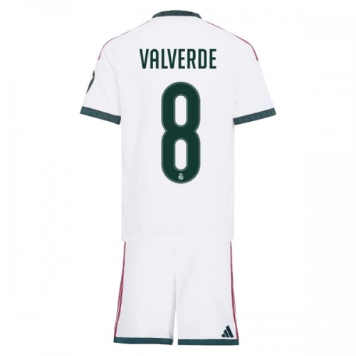 Fodboldsæt Real Madrid Valverde 8 Hjemmebanetrøje 2026-27 TIL Børn Fodboldsæt Real Madrid Valverde 8 Hjemmebanetrøje 2026-27 TIL Børn