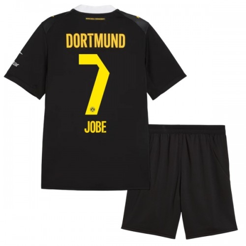 Fodboldsæt Borussia Dortmund Jobe 7 Udebanetrøje 2026-27 TIL Børn Fodboldsæt Borussia Dortmund Jobe 7 Udebanetrøje 2026-27 TIL Børn