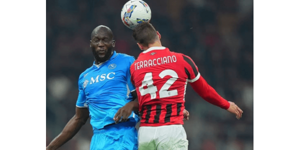 Napoli endte sin fem-kamps tabsrække mod AC Milan med 2-0