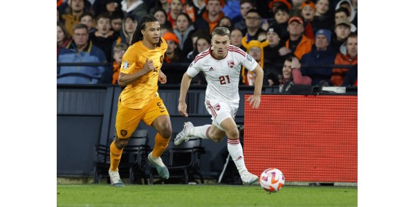 UEFA Euro 2024-kvalifikation: Frankrig 1-0 Irland, Holland 3-0 Gibraltar
