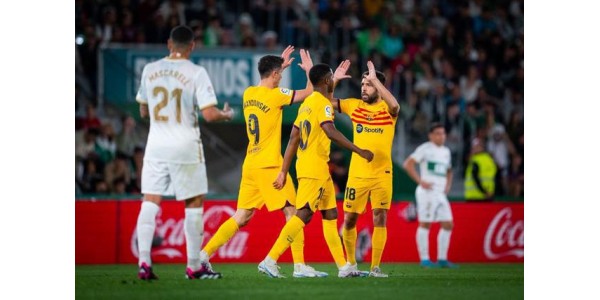 La Liga: Barcelona slog Elche med fire mål, Lewandowski scorede to gange