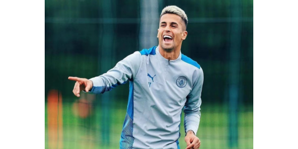 Barcelona forsøger igen at hente Cancelo