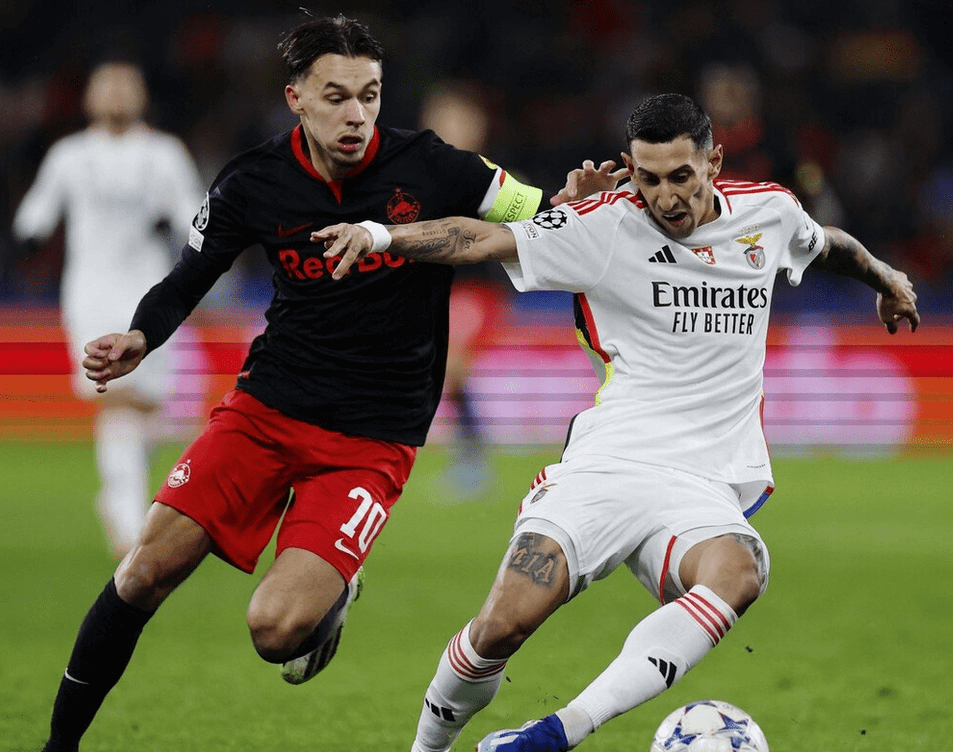 Di Maria scorede direkte fra hjørnesparket for at skinne i Champions League
