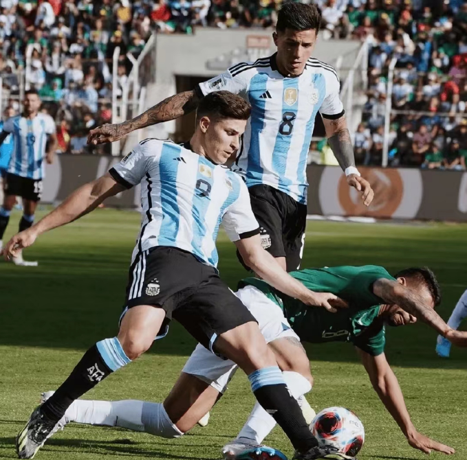 Enzo fra Argentinas landshold og Enzo fra klubben