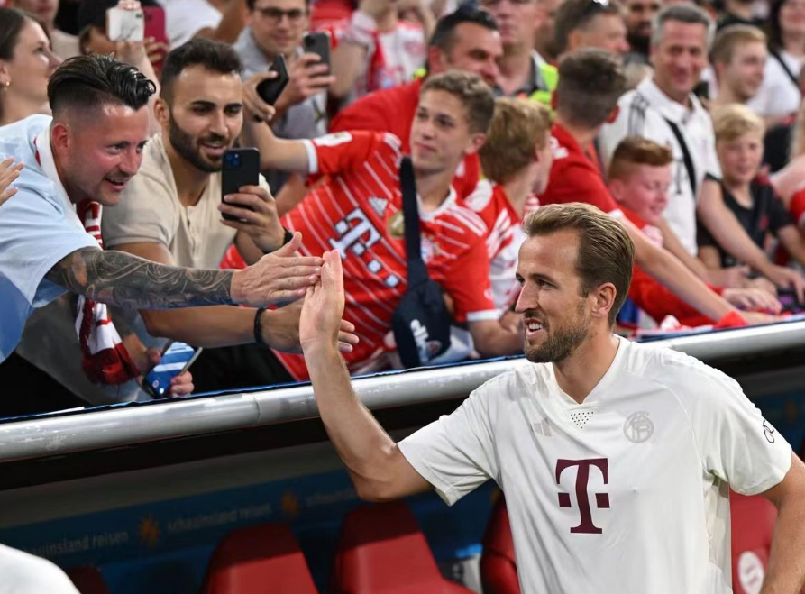 Kane fik sin Bayern-debut, men missede desværre det første mesterskabstrofæ i sin Bundesliga-karriere