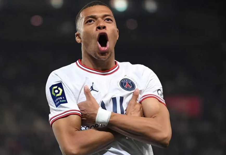 Liverpool tilbyder Mbappe 200 mio