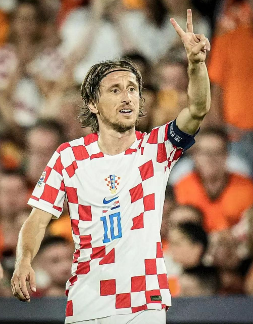 Modric afviser Saudi-Arabiens årsløn på 200 millioner euro