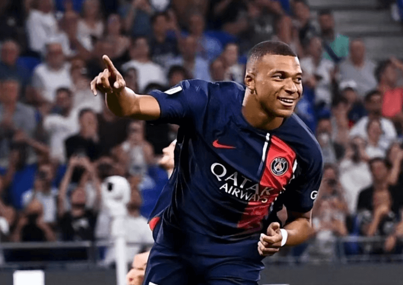 Real Madrid nægter offentligt at købe Mbappe