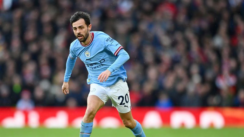 Transfernyheder: Bernardo Silva og Cancelo forlader Manchester City
